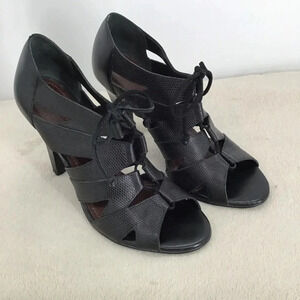 Gianni Bini Women’s Bailey Leather Lace-Up Heels Black Size 7.5